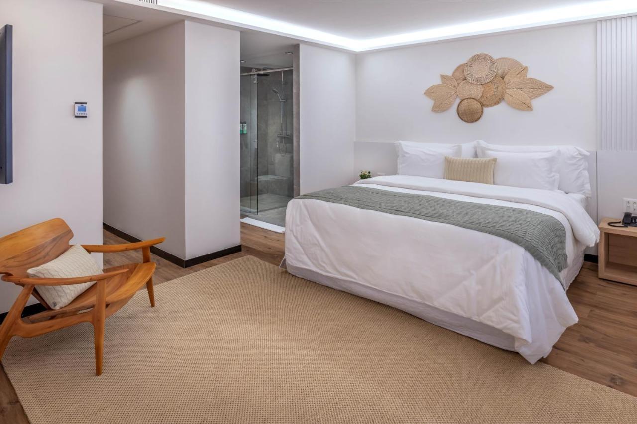 Serhs Natal Grand Hotel & Resort Экстерьер фото A room at the hotel