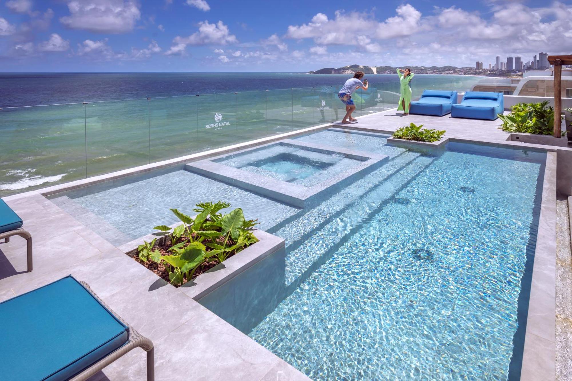 Serhs Natal Grand Hotel & Resort Экстерьер фото Infinity pool at Atlantis Paradise Island